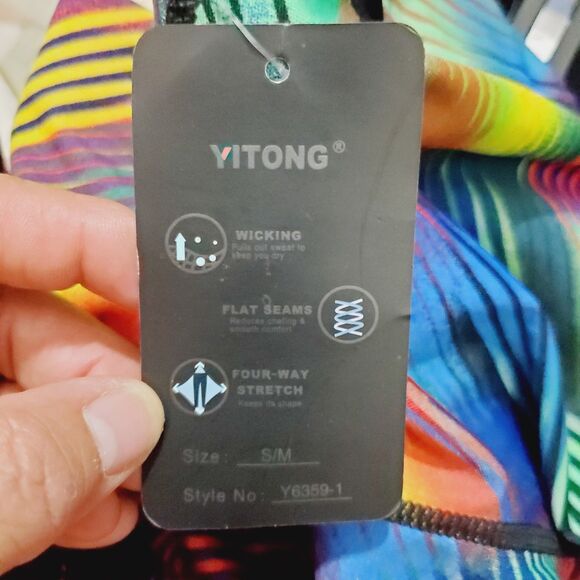 Yitong Four Way Stretch Leggings Size S/M NWT - Picture 5 of 7